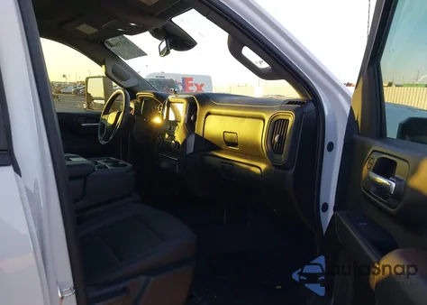 2025 Chevrolet Silverado 2500Hd 4Wd Standard Bed Work Truck from USA, damaged, VIN 1GC1KLE74SF362175